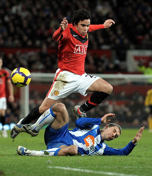 在效力于萨 在效力于萨